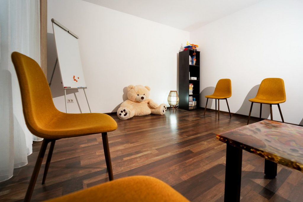 galerie foto Mihaela Moraru cabinet psihologie Roman Neamt